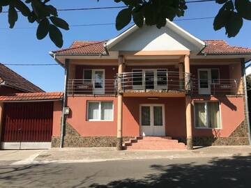 Фотографии Гостевой дом SergillioHouse г. Chişcău (Румыния) №1 Фото Гостевой дом SergillioHouse г. Chişcău 1