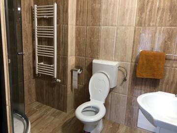 Фото номера Двухместный номер с 1 кроватью и балконом Хостелы Hostel Mirela г. Chişcău 15